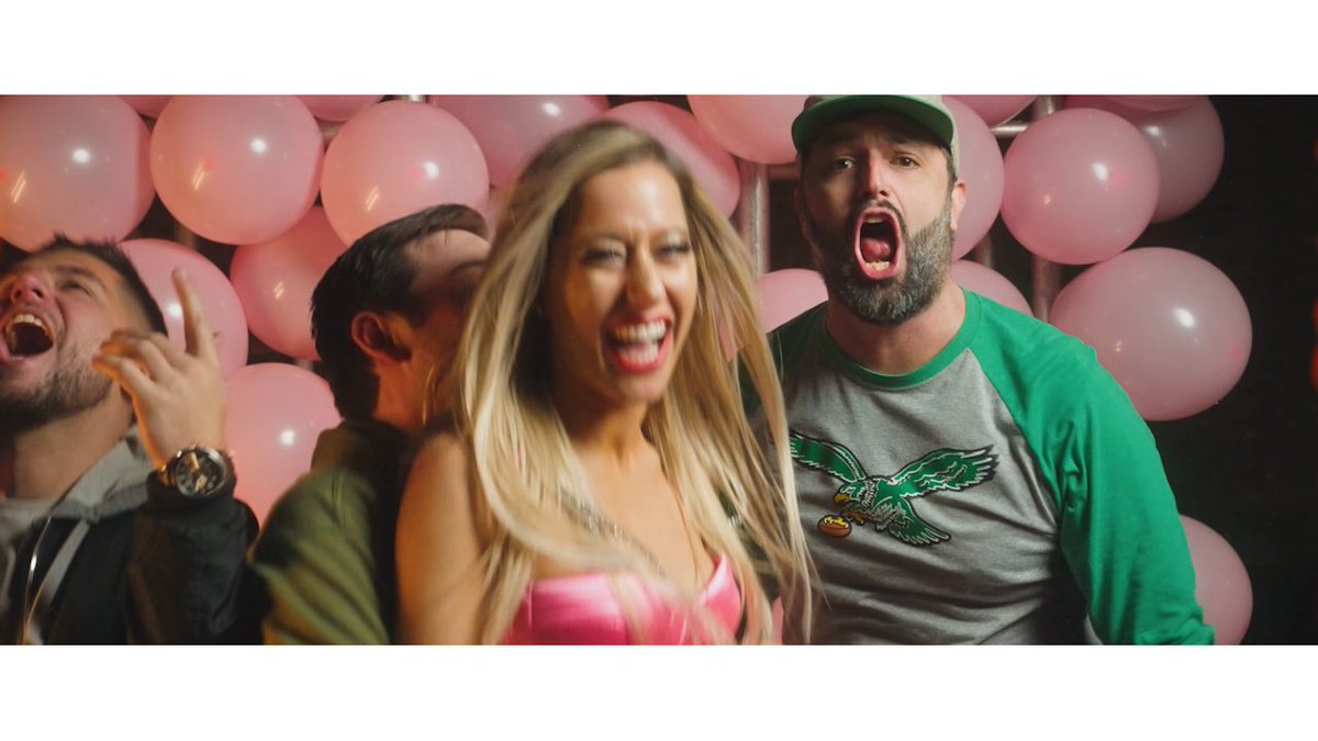 evergomusic's tweet photo. fav scene from the music vid….anddddd go👏 
Comment in replies⬇️

📸: @_realmc 

#HopeIsADrug #evergo #newmusic #original #musically #livemusic #music #rock #poppunk #alt #philadelphia #philly #art #instagood #fun #musicvideo #smile #guitar #followme #followback #foryourpage #fy https://t.co/KHHLSyNO5T