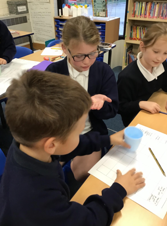 GCA_learning's tweet photo. Year 4 have got thoroughly stuck into their Food Technology unit focused on potatoes.  The children have been exploring how seasonings can add flavour to dishes.  They plan to design and make a balanced, potato-based meal in the coming weeks #GCAdt https://t.co/9fJJKc1vI8