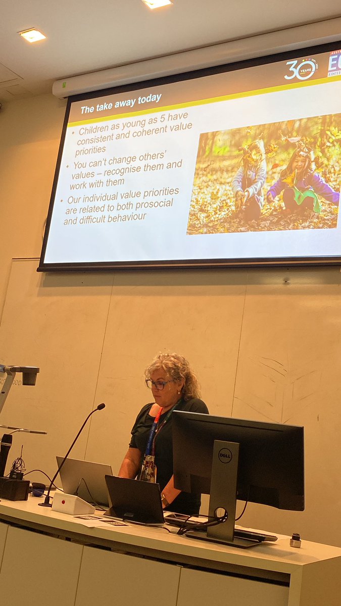 Lynette Vernon tweet media