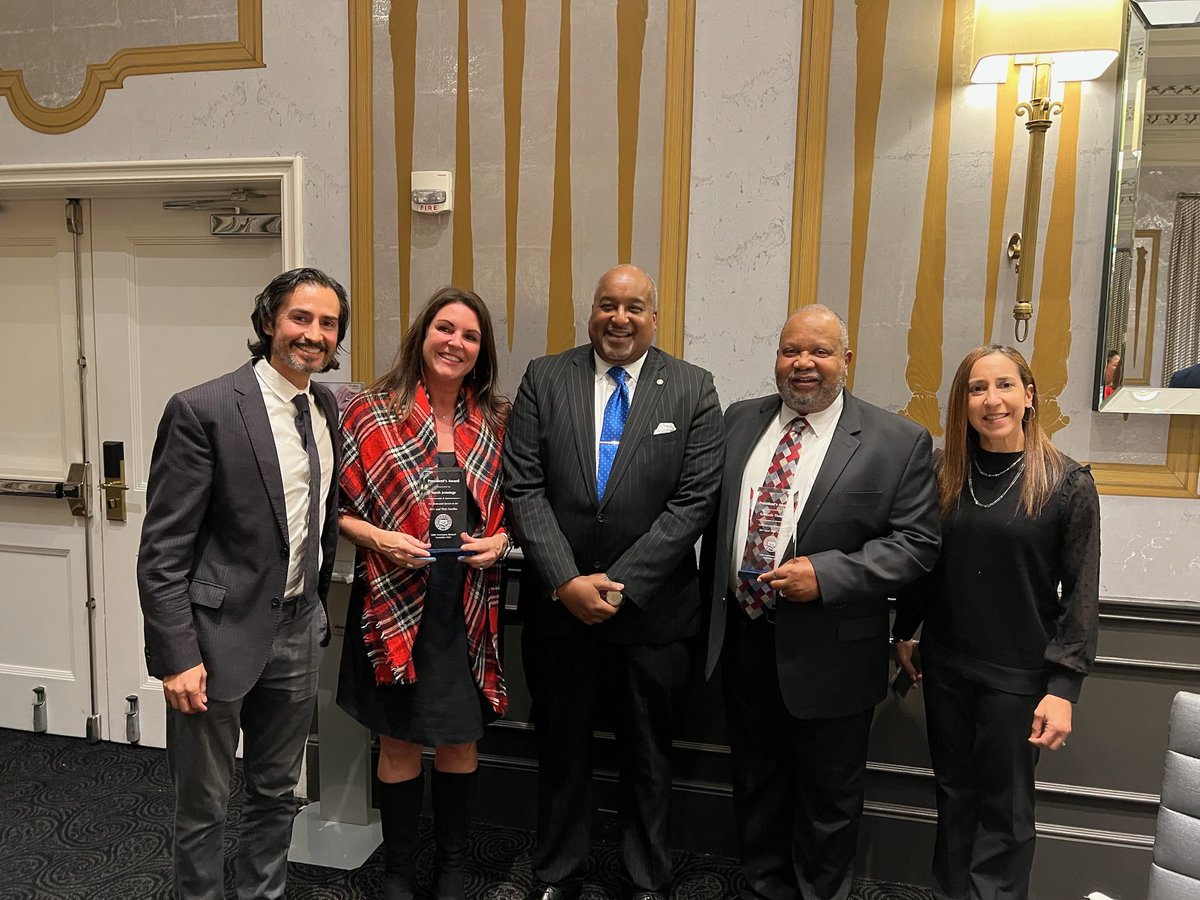 Andres4Castillo's tweet image. Honoring @avolunteer2help for his spirit of giving and leadership to the #MegaRegion. We thank you!@sdjennings @MrRawle