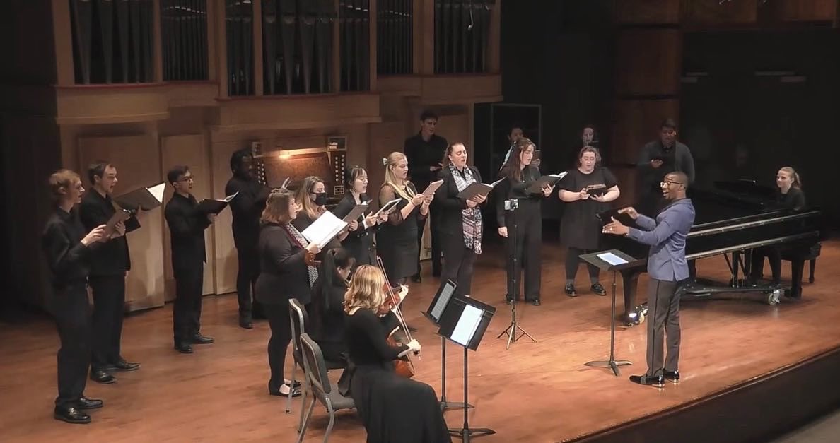 Conductor_BBII's tweet photo. First DMA Conducting Recital: ✅
Full of gratitude for each of my musicians, those who supported in attendance, and for the guidance of my conducting professor, Dr. Alicia Walker.
#recital #conductor #blackconductor #doctoralstudent #live 🕊️ https://t.co/9pH2G5uWiN