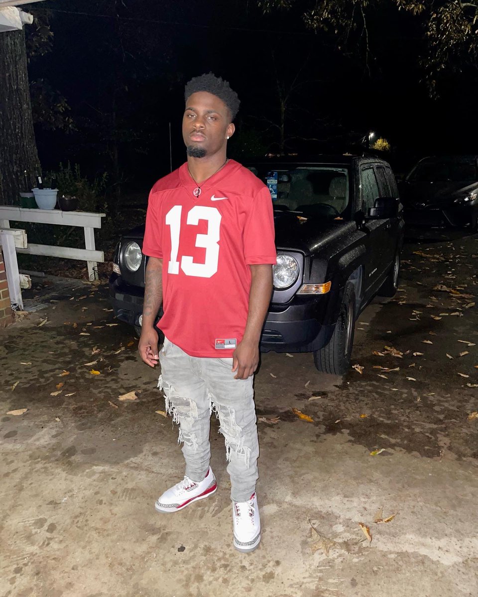 kidd_blvk's tweet photo. No silver spoons this sh!t came up off the flo 🏚️👺 https://t.co/kKHd8NdJA8