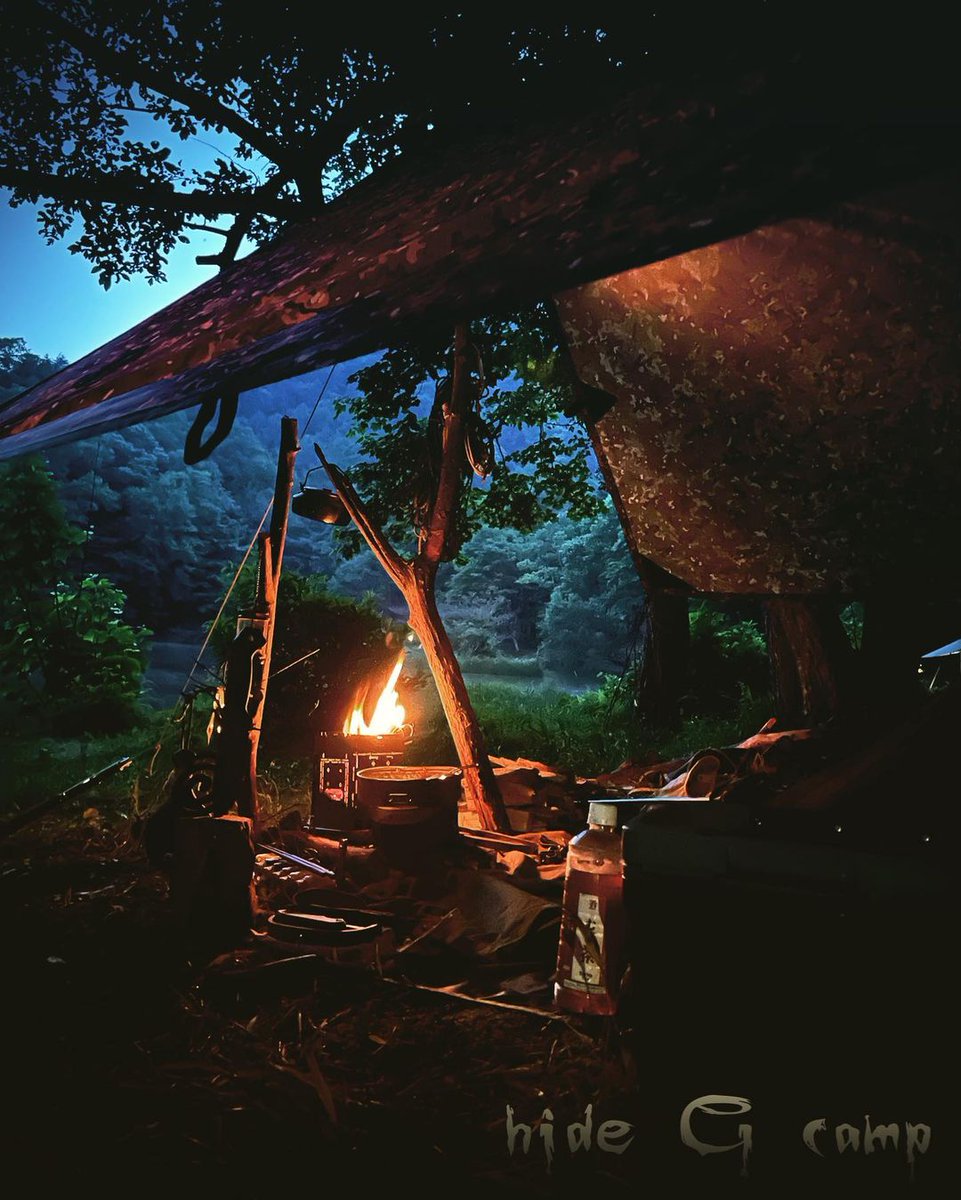 TheWorkerAnt's tweet photo. Hakuna matata🔥
Get inspired with @TheWorkerAnt
🗺 Credits to @hide__g3
#bushcrafter #bushcraftskills #bushcraftfire #bushcraftfood #survivalfood #survivalist #survival #woodsmanlife https://t.co/kE84uW7B3r