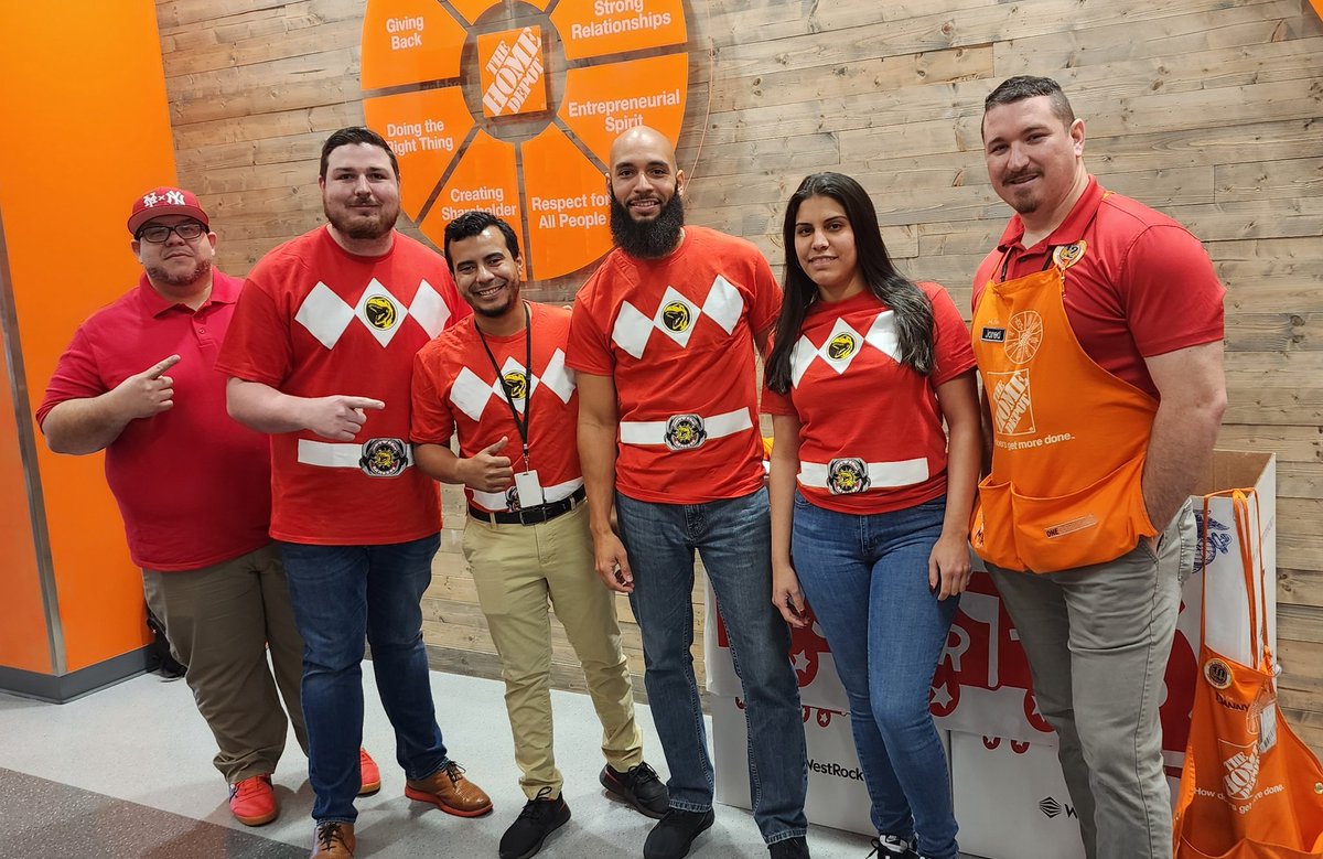 Color Wars today at #DFCMDO5841 #TeamRed #DaleMiami #MDO