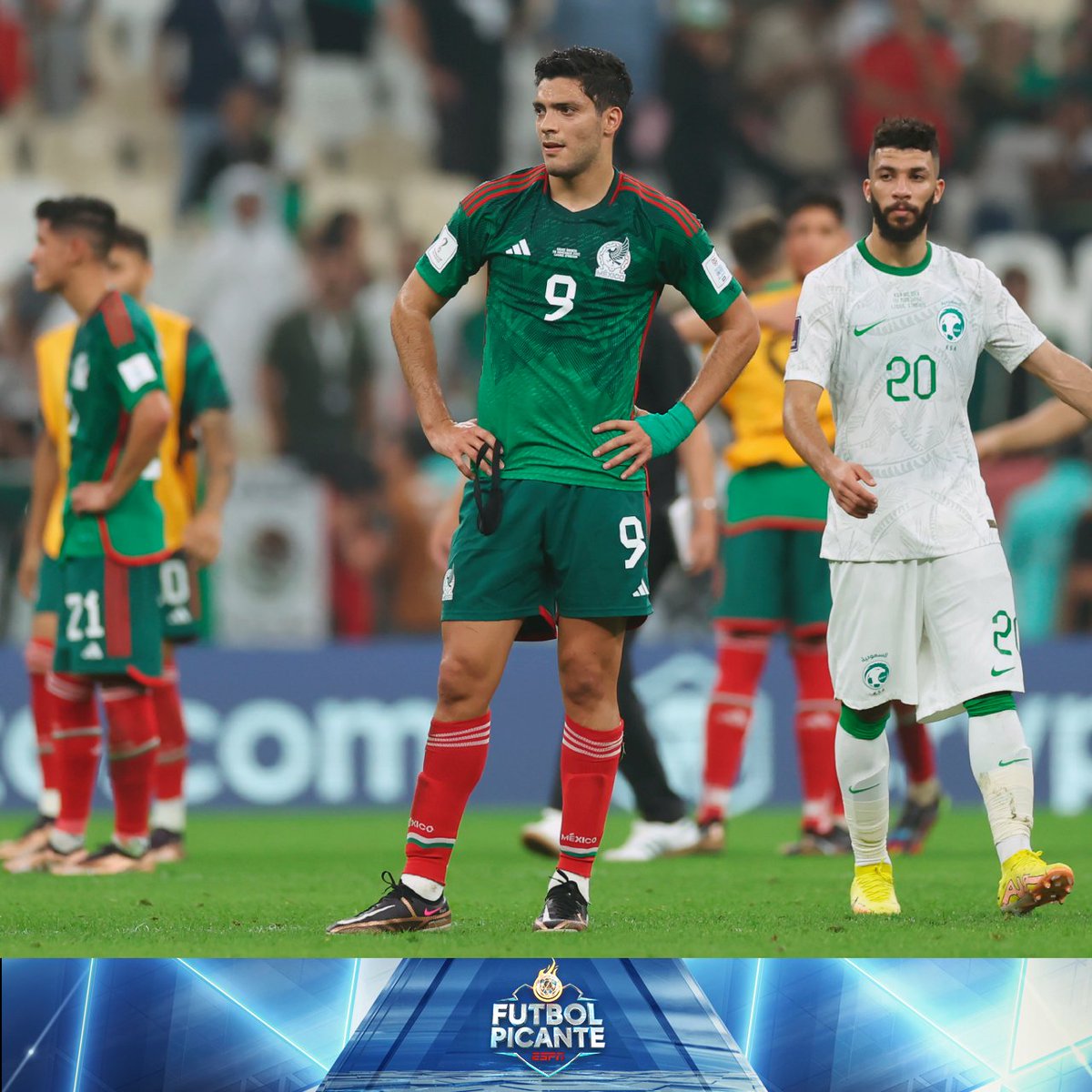 ¡Abrimos debate! 🗣️

Fue el tercer Mundial sin gol para Raúl Jiménez 😰

¿Debe seguir en el proceso de la Selección Mexicana? 

🔁 RT: No, es hora de dar oportunidad a jóvenes. 

❤ MG: Sí, tiene la experiencia.

#Qatar2022 #FIFAWorldCup