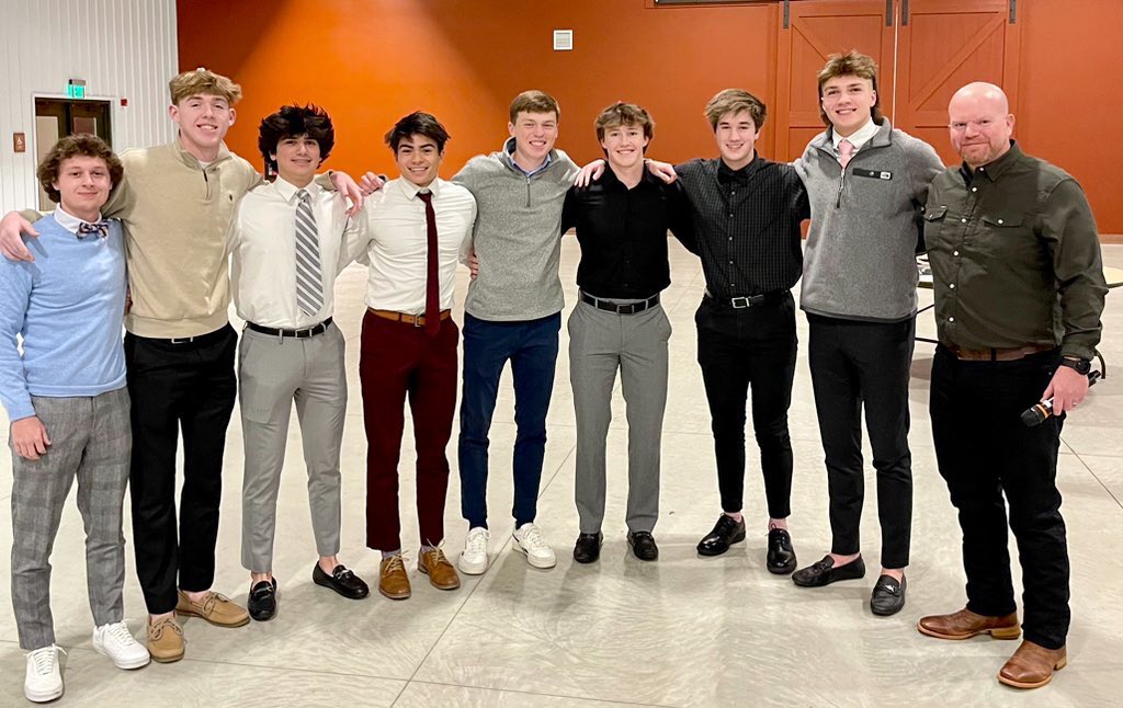 OBHSBearsSoccer's tweet photo. 2023 Seniors. These BEARS!! https://t.co/RKKc3OWEo6