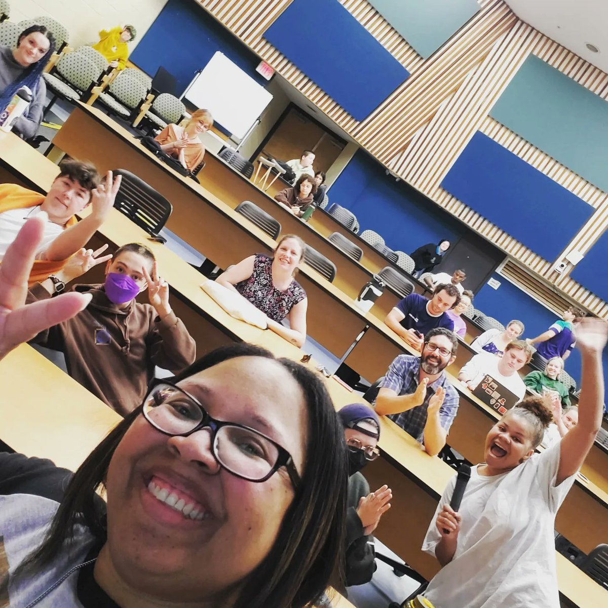 tMKing1's tweet image. Had an amazing time at Eckerd College today. Toured the @eccommunityfarm , had a great lunch, met amazing students and had a great talk sponsored by AAS. 
#KeepingUpWithKing #justicenerd #activistlife #FarmLife