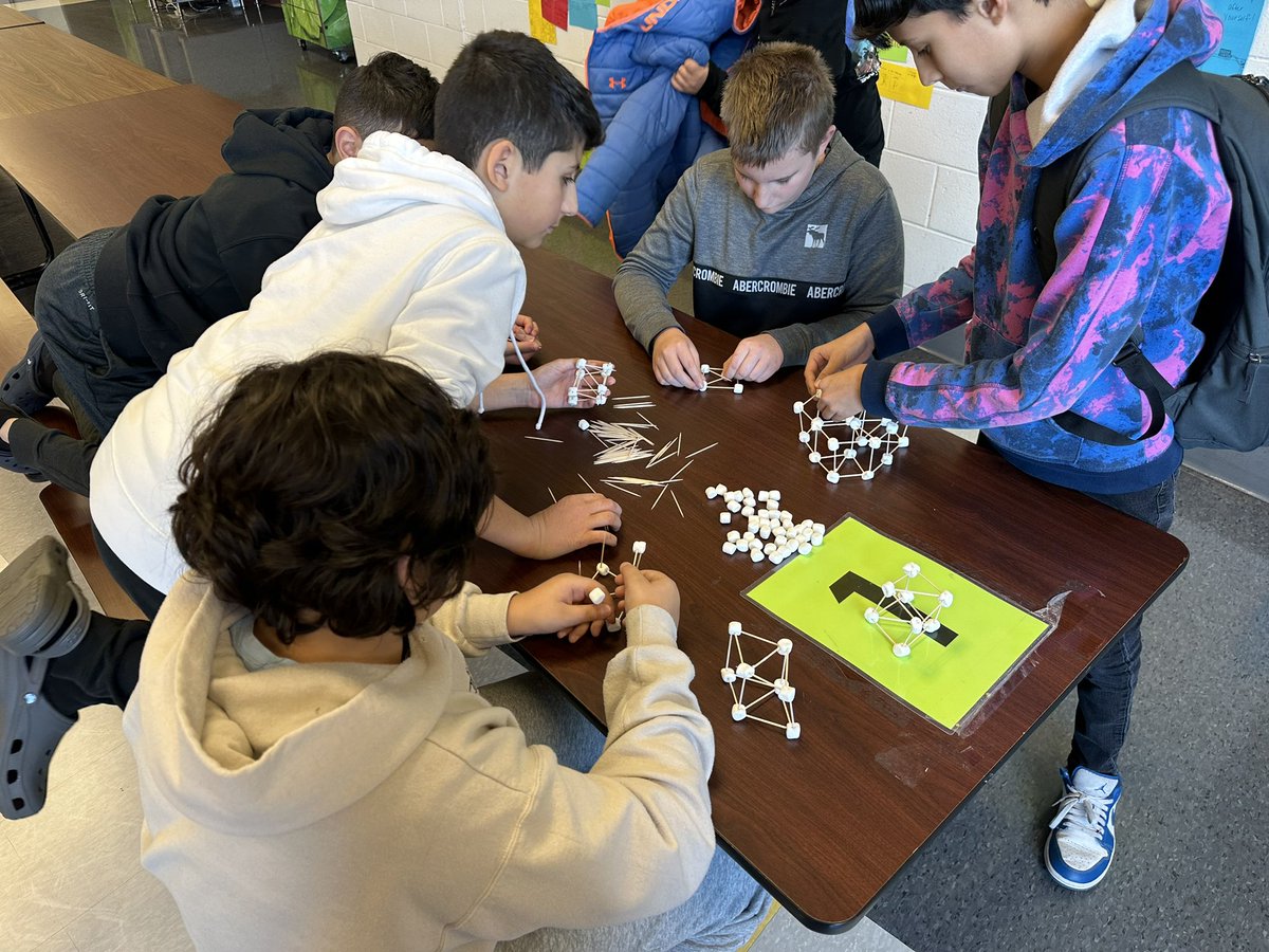 More tower building! <a href="/MrsArandaEL/">Mariola Aranda</a> <a href="/conradyjaguars/">Conrady Junior High</a> #adventureclub