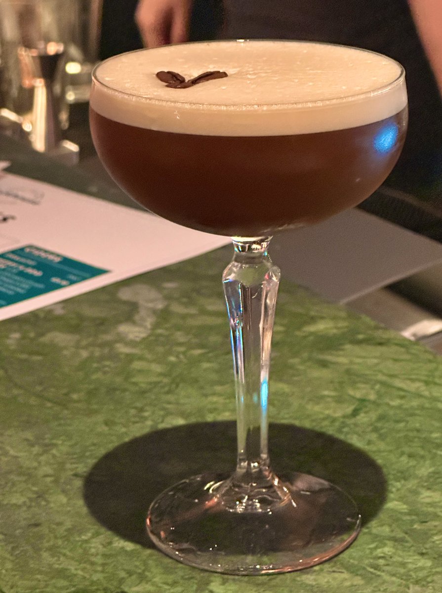 CraigStoneUK's tweet photo. Had a great night at #Deckhouse in #Taunton. 

Fabulous cocktails and the food was absolutely delicious.  The Vegan Chocolate Brownie was probably the best I’ve ever tasted. 

Strongly recommend.  ⭐️⭐️⭐️⭐️⭐️ https://t.co/e6du5PY6Kp