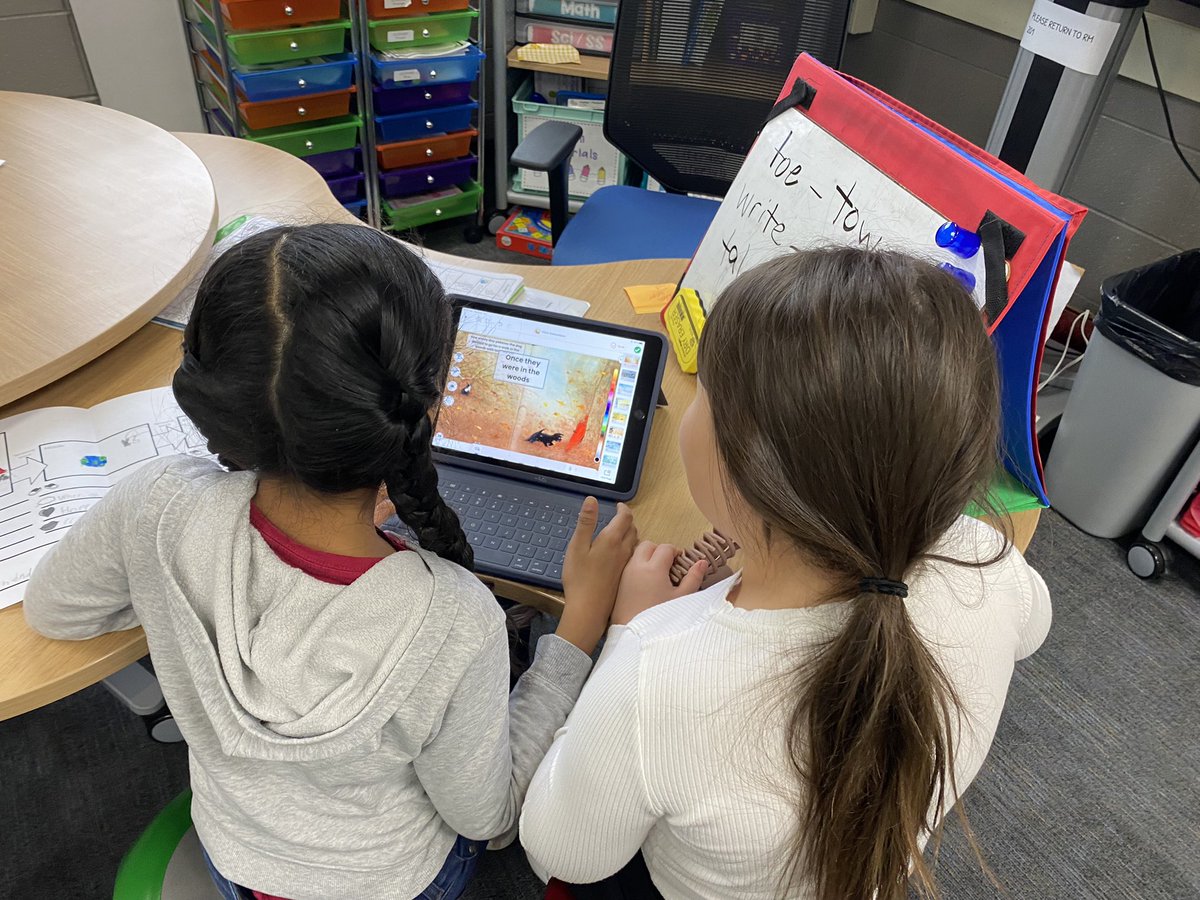 MrsCappelenKCSD's tweet photo. We are having so much fun writing the narrative story to go along with this wordless picture book! ✏️❤️ https://t.co/ZeyxAq8BSn