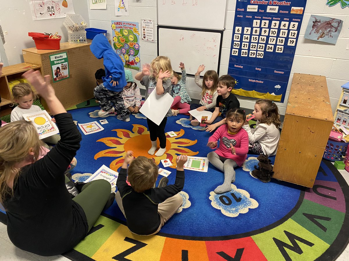 MBaker_RunSun's tweet image. Don’t blink!  Time is fleeting, and these pre-K and Headstart students already look like kindergartners! @eastfieldglobal @MCSHeadStart @NCPreK @brian_t_oliver #SomethingGreat