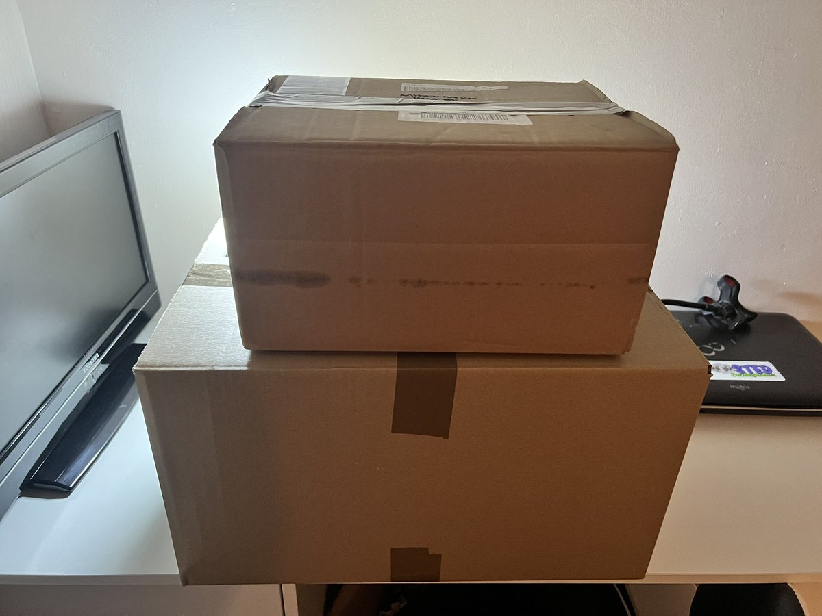 crazygaming89's tweet photo. More orders going out tomorrow 💪🏻. 

#gamingcrazy #xbox #ps4 #gaming #gamer #retrogamer #retrogames #nintendo #gameboy #sega #sony #microsoft #repairs #elecronics #psone #playstation #oldskool #memories #forsale #wii #ps2 #xbox360 #supermario #pokemon #cod #callofduty #gta https://t.co/pd9rEIdCtw