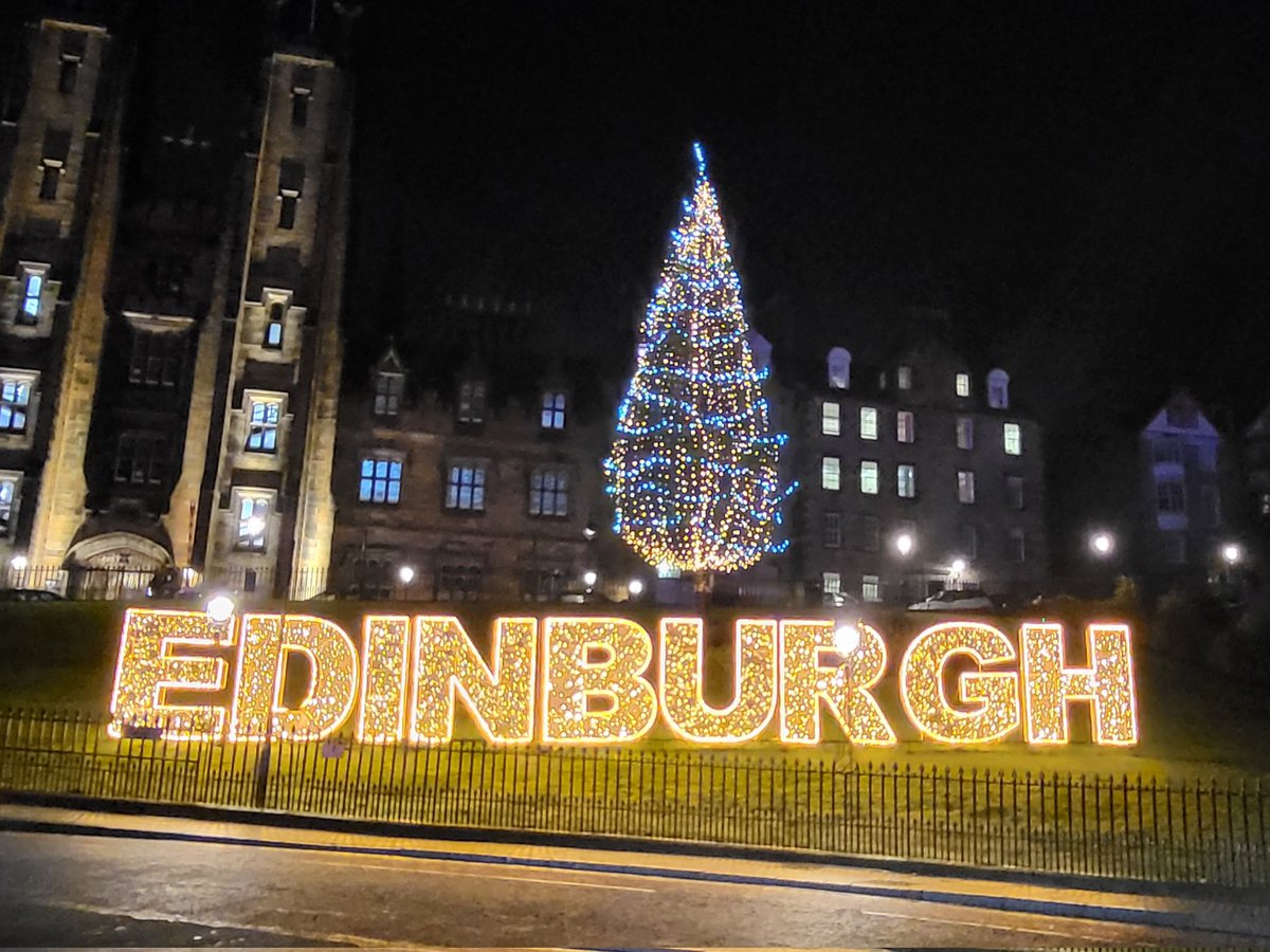 Rebecca Davies tweet media