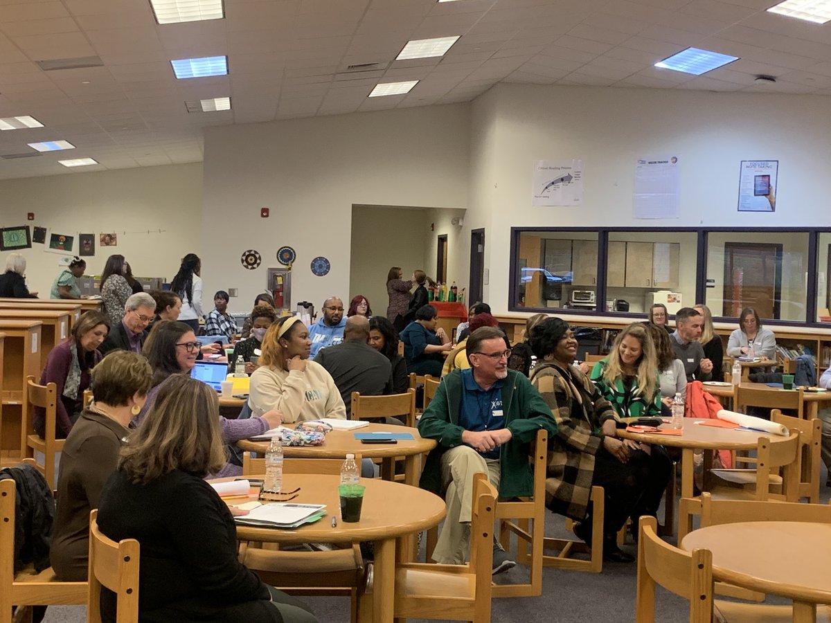 SanLee Middle School tweet media