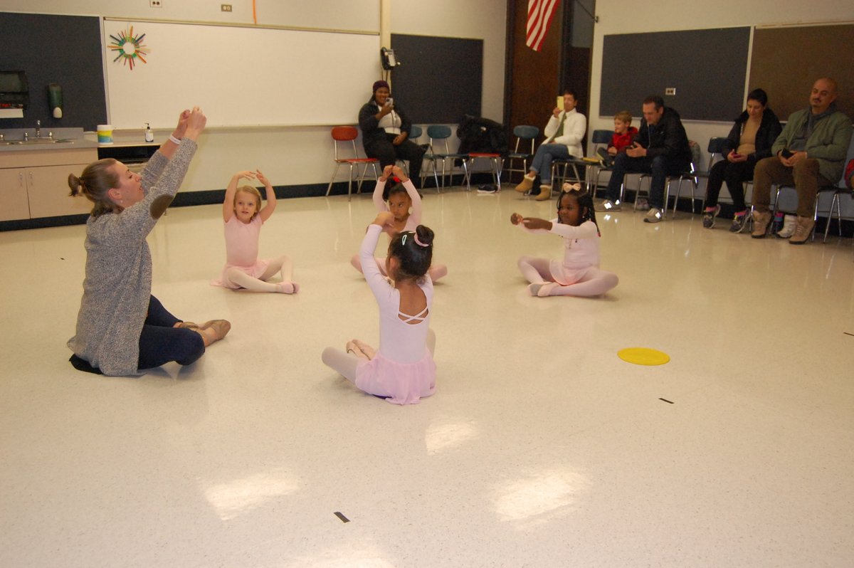 t_robb1's tweet photo. School districts have become community centers. No where is that more evident than at @EastMaine63 Family Resource Center. 
https://t.co/fzUuDYWwQG
@NilesJournal @JournalGV @JournalTopics @VNilesIL https://t.co/BILWU7BA5j