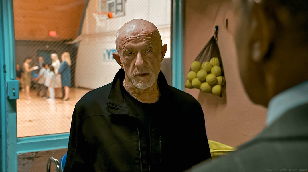 DividingByZer0s's tweet photo. S6E7. “I’ve pulled guys off all the low priority targets to cover you.”
#BigOOF #BetterCallSaul #BCS #MikeEhrmantraut #Finger #BrokenFinger #KidNamedAReallyBadIdea #GusFring #LosPollosHermanos #JonathanBanks #GiancarloEsposito #PlanAndExecution @bettercallsaul https://t.co/NXuHvR3grT