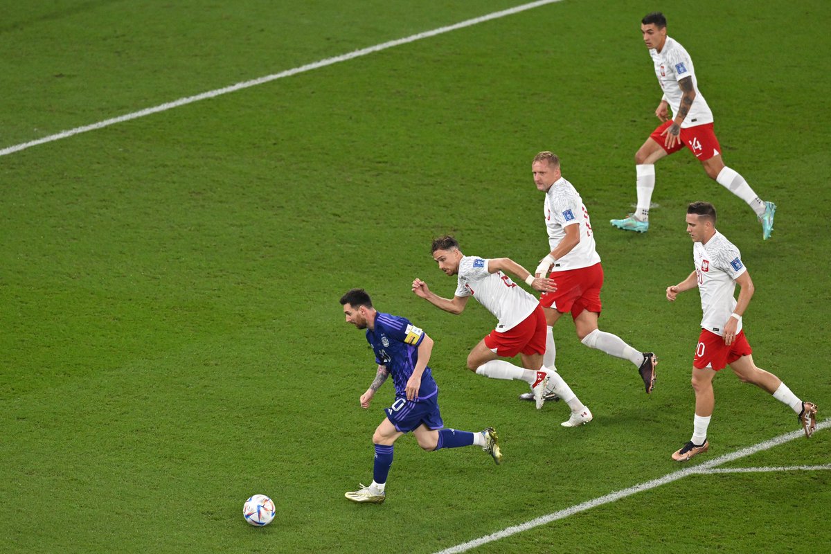 TopshotKirk's tweet photo. FIFA WORLD CUP QATAR 2022
Poland 🇵🇱 lose 2-0 to Argentina 🇦🇷 tonight at Stadium 974..@AFP @AFPphoto #PolandArgentina #POLVsARG https://t.co/uOypHQ7lMM