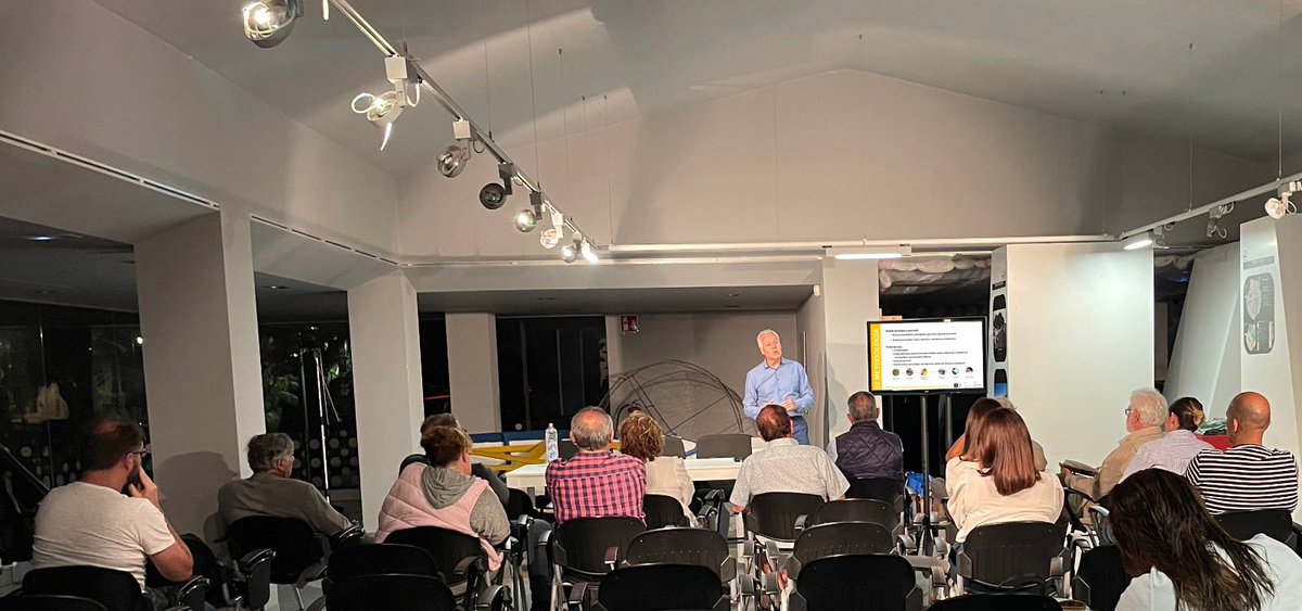 instituto20gra2's tweet photo. El proceso de participación y el análisis sectorial llevado a cabo en La Aldea dan lugar al arranque de su Agenda Urbana. @ParticipaGC @visitlaaldea  @AgendaUrbana_ https://t.co/jq9o9TA8dj