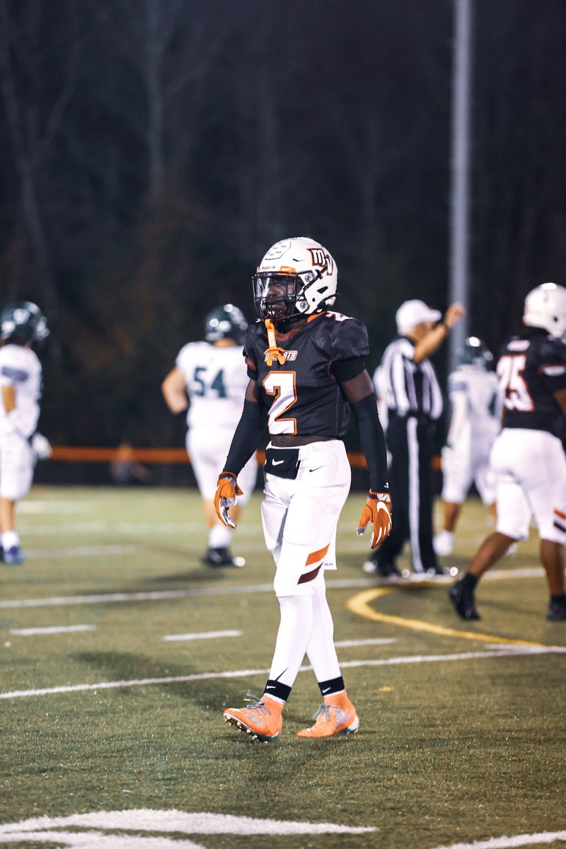 🚨Junior Season Highlights🚨
hudl.com/v/2JxEKF

Season didn’t end the way we wanted, but this was still a great fun-filled season!
**0 TDs allowed** #Seatbelt 
<a href="/TheViewFootball/">MV Wildcats Football</a>