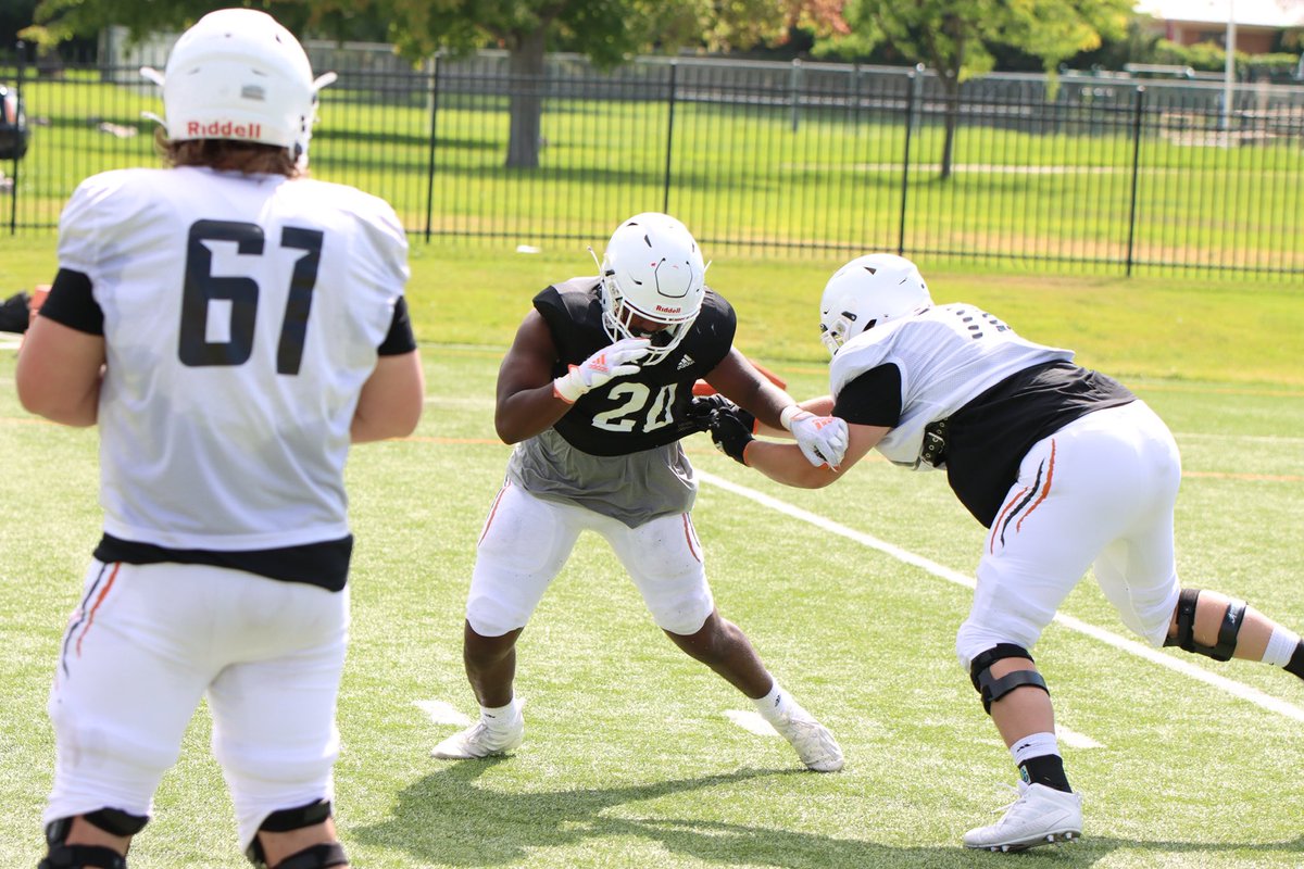 _mylesamey_'s tweet photo. -4 years of eligibility
-6’2” 230lbs
-DE/OLB
-DM for film https://t.co/1gwTXqrrKy