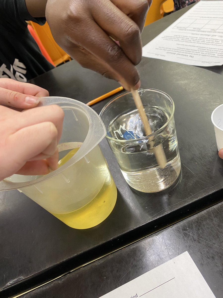 JerryHullTeach's tweet photo. Sixth grade chemists proved that water is the universal solvent by comparing its ability to dissolve substances to vegetable oil. @TaylorMSTigers @FCPS1Science #middleschoolscience #scienceteacher https://t.co/T86uOEs2qA