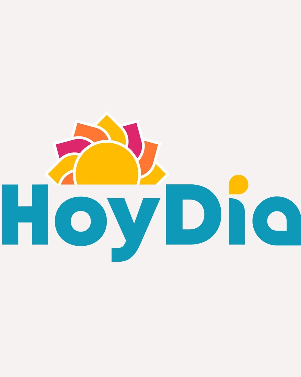 Telemundo's tweet photo. 🚨 ESTE LUNES 5 de diciembre @hoydia regresa al aire con un talento completamente renovado.

@adamarilopez, @andreameza, @MenchacaOficial y @chikybombomreal te acompañarán cada mañana 😉 Sintoniza tu tv a las 7am/6c por Telemundo. https://t.co/EsRPZn6NC0