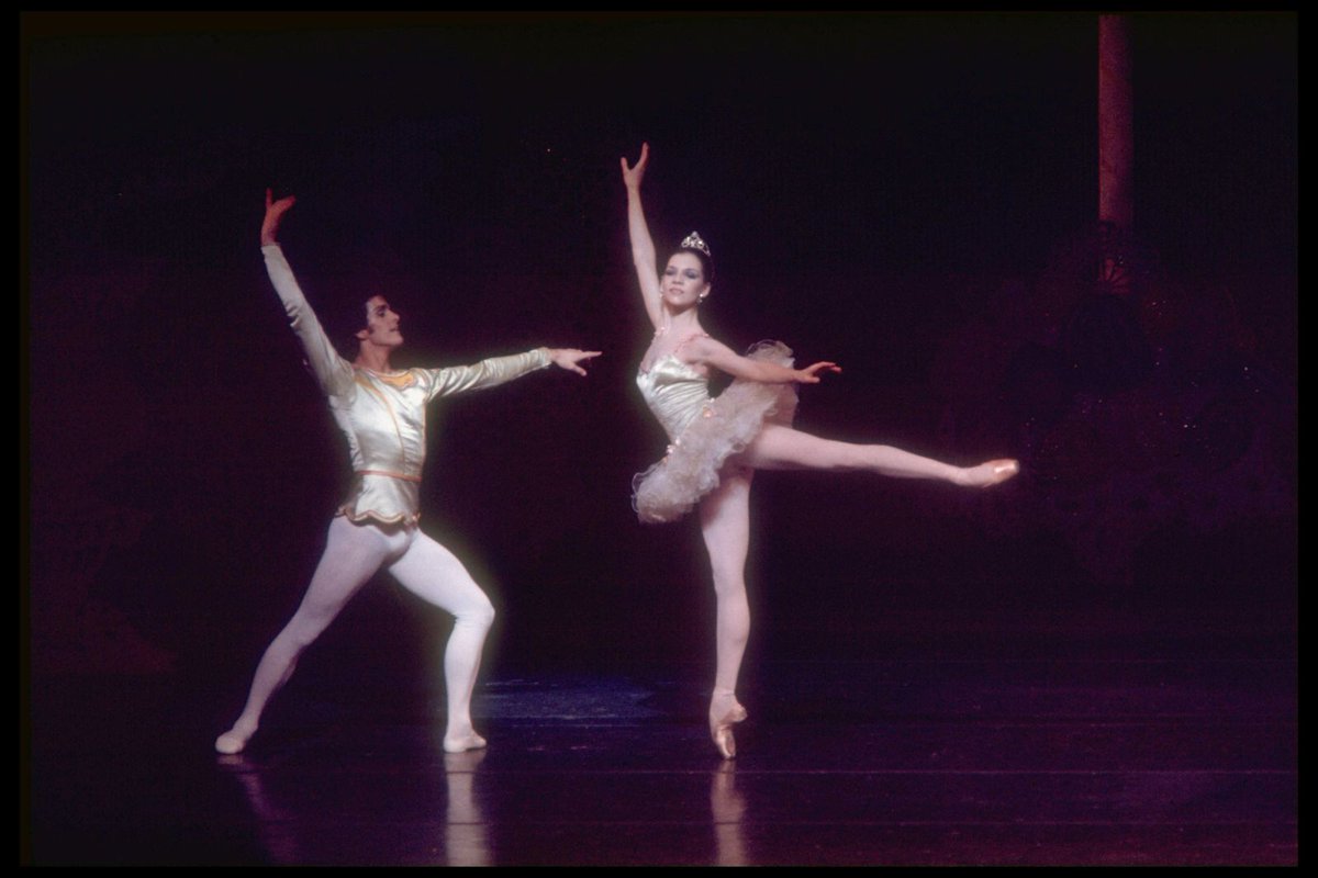 nycballet's tweet photo. #TBT Former Principal Dancers Gelsey Kirkland and Helgi Tómasson in the Grand Pas de Deux from George Balanchine's The Nutcracker®, by Martha Swope in 1974.

Experience the enduringly romantic duet live this season, through December 31: https://t.co/ebKS1Fck2c https://t.co/EaZJcGq7Vo