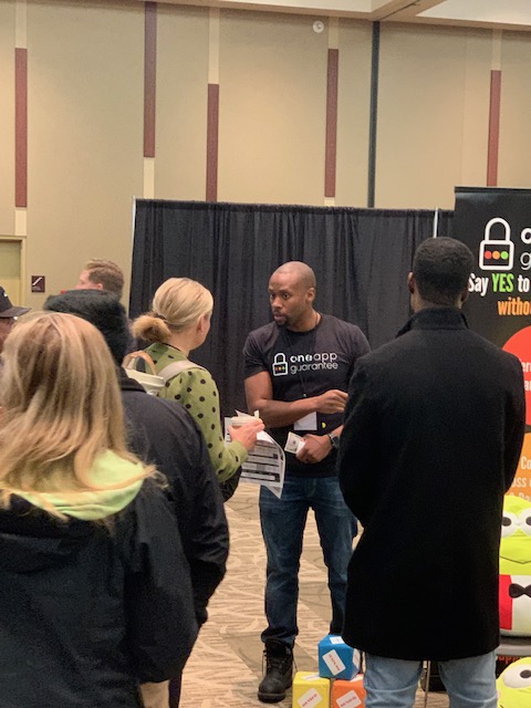 OneAppGuarantee's tweet image. We had a BLAST at the #PNWTrendsConference2022 yesterday! Can't wait for the next event. 

Our goal is to get applicants in homes!✅ Visit oneappguarantee.com to learn more.