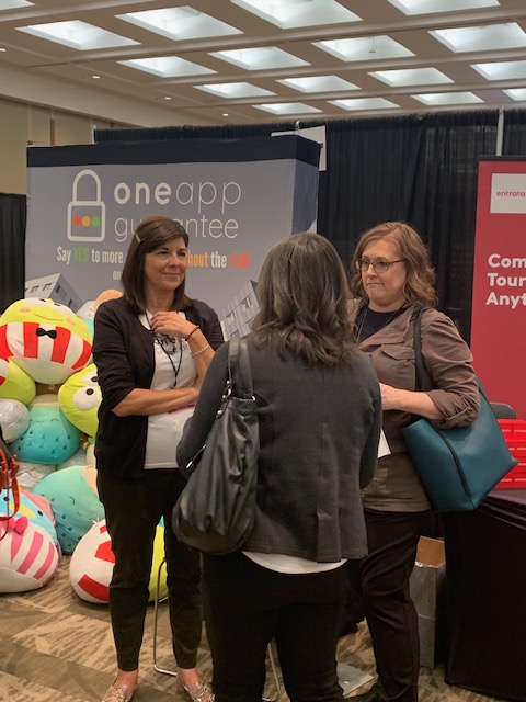 OneAppGuarantee's tweet image. We had a BLAST at the #PNWTrendsConference2022 yesterday! Can't wait for the next event. 

Our goal is to get applicants in homes!✅ Visit oneappguarantee.com to learn more.