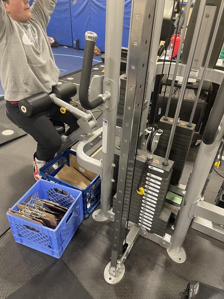 MrsKern_CHS's tweet photo. Enjoyed spending time with Mr. Acab’s weight training class today @ChesapeakeHS! Ss invited me and wouldn’t accept no for an answer! They also gave some great tips about form and building strength! @AmyTyler_CHS https://t.co/e6E2VSFIs5
