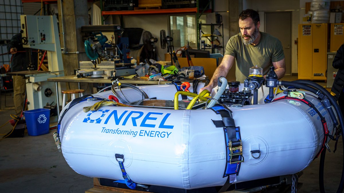 NatLabRockies's tweet photo. Our newly updated PRIMRE database houses decades of data on #MarineEnergy technologies, resources, and more. This free, publicly available database from NREL, @PNNLab, and @SandiaLabs can help speed up marine energy development. 
See what’s new: https://t.co/auNSgMOOGF https://t.co/A3IgDqWlRY