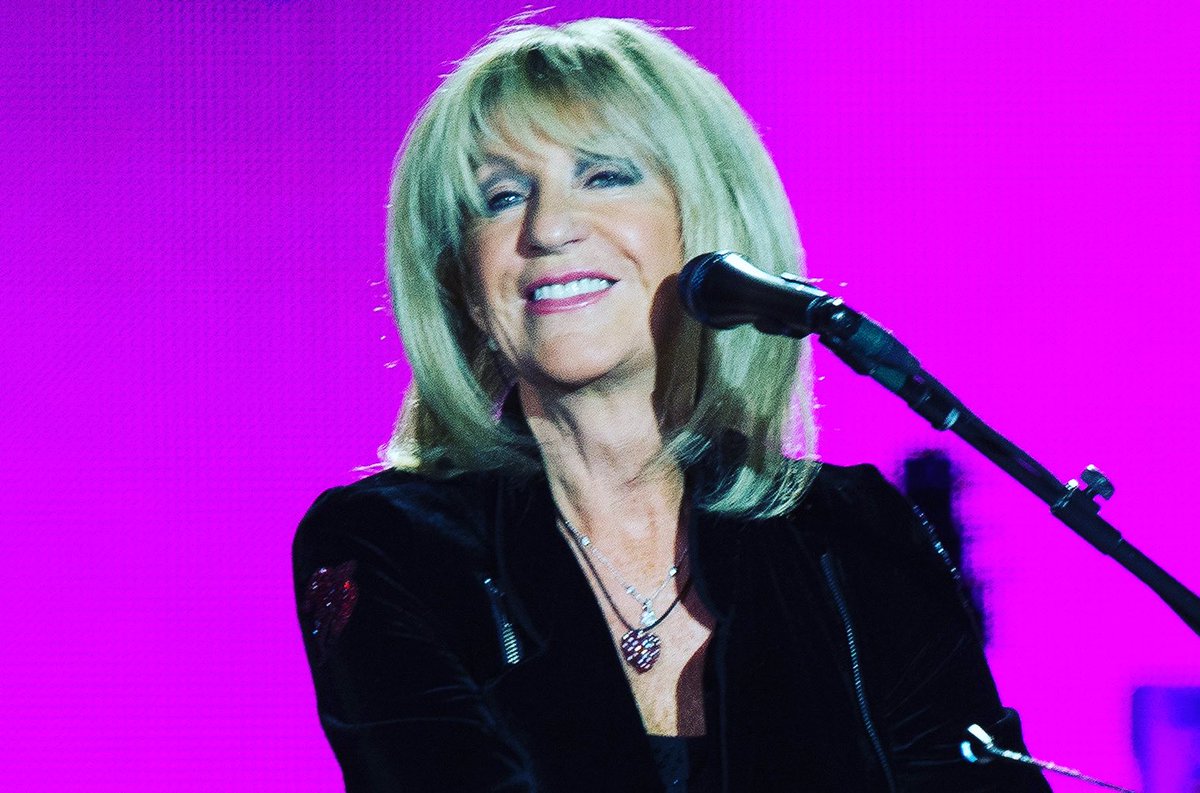 AndHarries's tweet photo. A songwriting and piano keyboard genius 🎹 #ChristineMcVie https://t.co/E6dsRuB7Zr