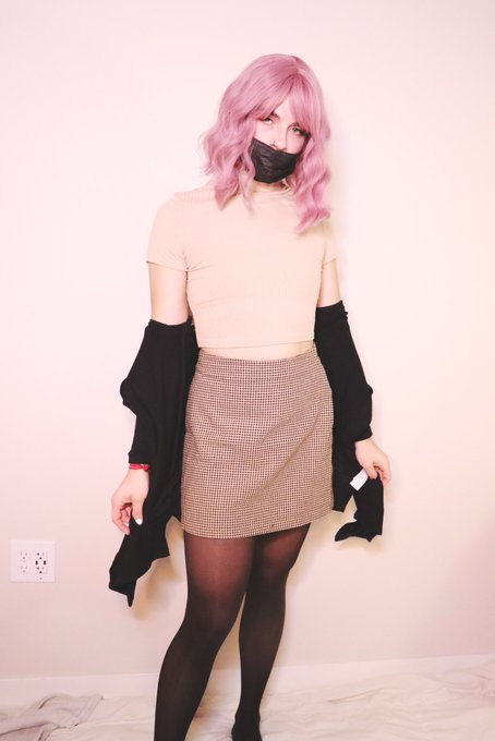 Felt like a sexy librarian, think we could stay quiet? ? #trapboy #femboy #feminineboy #cutefemboy #femboyfashion