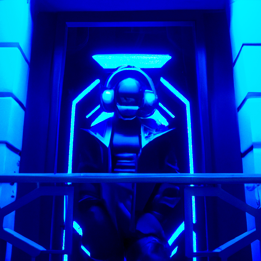 👤👤👤