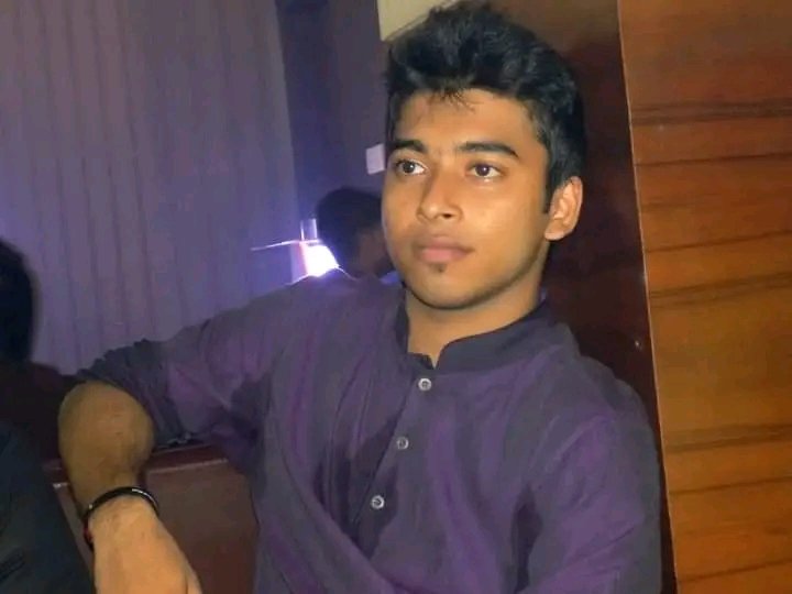 বগুড়া মেডিকেল কলেজের মেধাবী ছাত্র আদরের ছোট ভাই Fahim Rahman গুরুতর অবস্থায় এভারকেয়ার হসপিটালে আইসিইউতে চিকিৎসাধীন।
সবাই দোয়া করবেন আল্লাহতালা আমার চাচাতো ভাইকে পরিপূর্ণ সুস্থতা ও নেক হায়াত দান করেন আমীন🤲