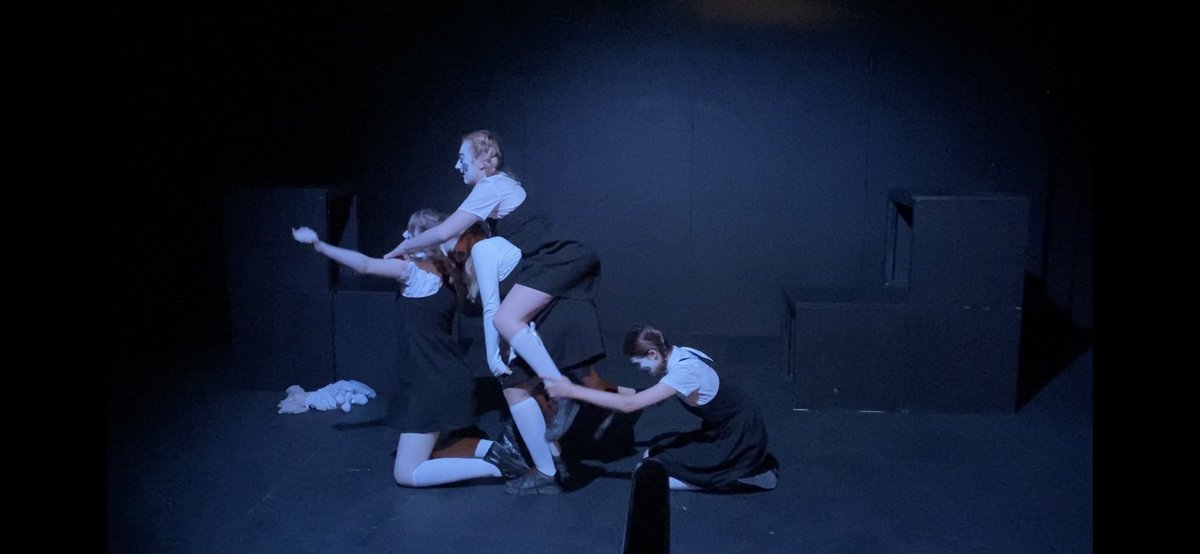 ‘Saal’ - A Berkovian piece