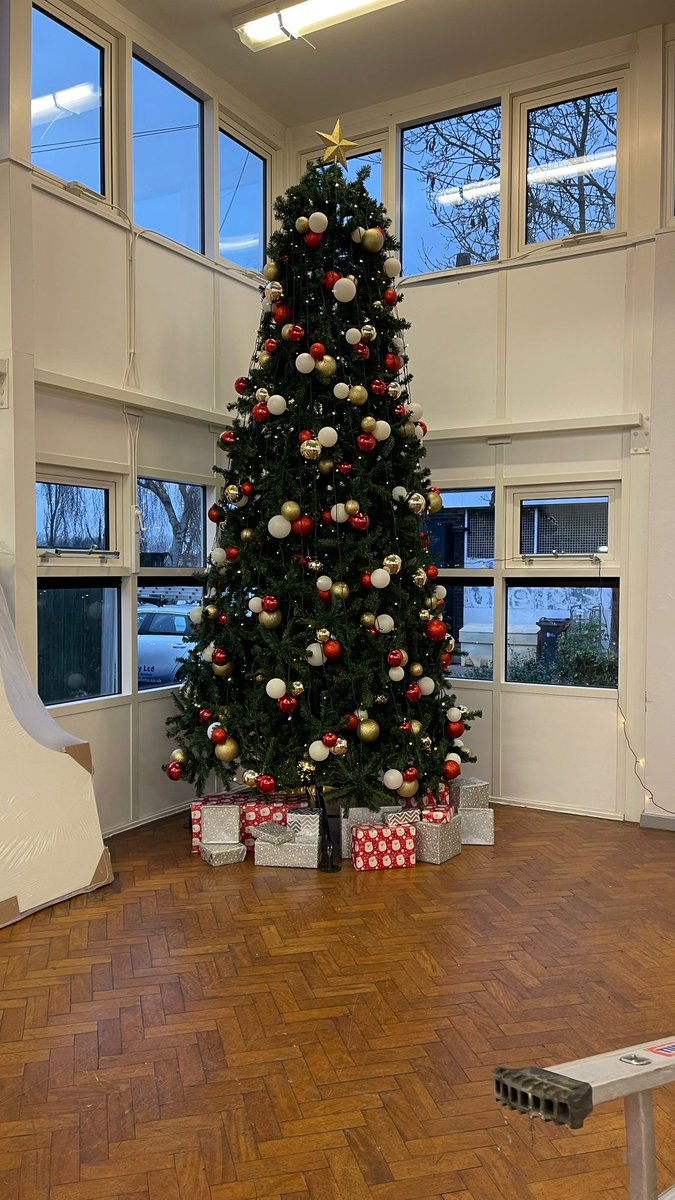 TPAWorkingPart1's tweet photo. It's beginning to look a lot like Christmas 🎄🎄 @DeltaTheParks https://t.co/uRoSnu58SJ