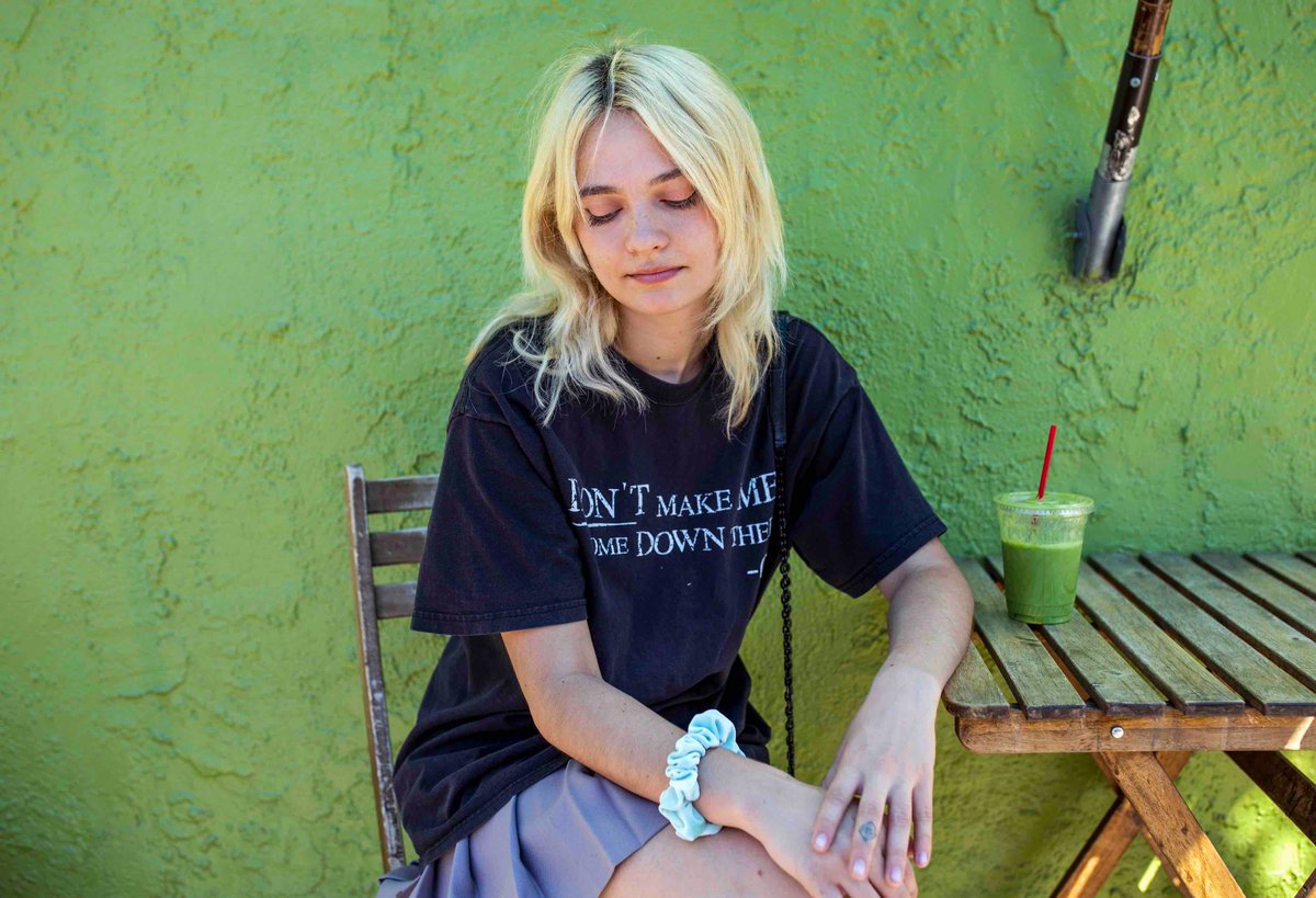 FLOOD Magazine (@floodmagazine) on Twitter photo “I just really love the culture of Los Angeles—there’s a lot of magic here.”
A perfect day in LA with <a href="/cherryglazerr/">Cherry Glazerr</a>: bit.ly/3gPmsgM
📷 by <a href="/SteveAppleford/">Steve Appleford</a> “I just really love the culture of Los Angeles—there’s a lot of magic here.”
A perfect day in LA with <a href="/cherryglazerr/">Cherry Glazerr</a>: bit.ly/3gPmsgM
📷 by <a href="/SteveAppleford/">Steve Appleford</a>