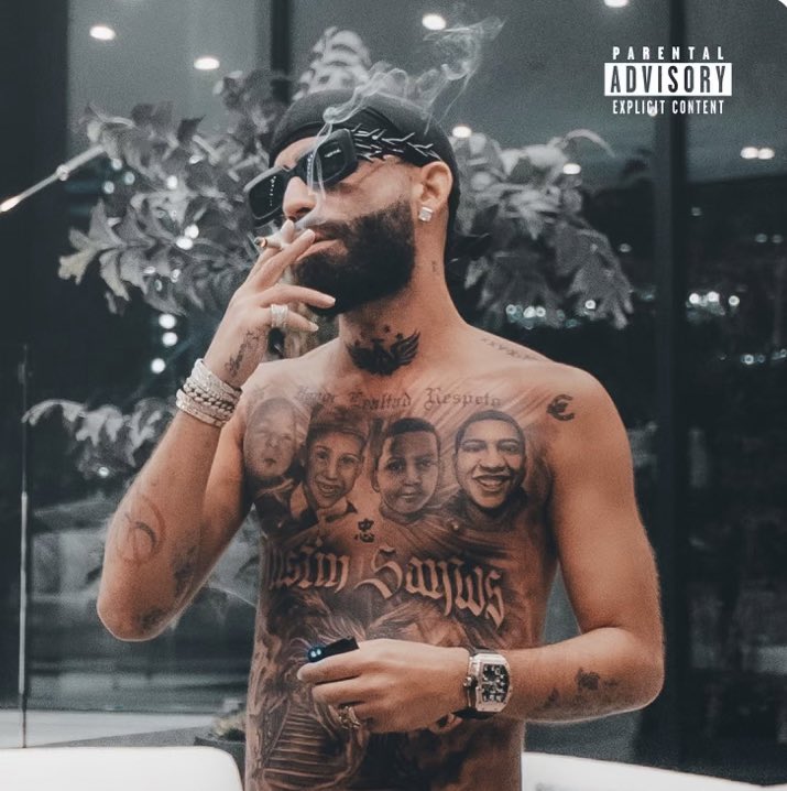 itscarlosivan's tweet photo. “Sr. Santos”, el nuevo álbum de Arcángel incluye colaboraciones con Duki, Bizarrap, Myke Towers, Young Miko, YOVNGCHIMI, Eladio, De La Ghetto y más… https://t.co/aPSfuI2dLS