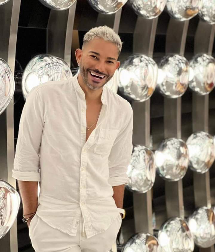 ⚠️EXCLUSIVA⚠️ de <a href="/Kaffievillano/">Álex Kaffie</a>

<a href="/DioLLuberes/">Dio Lluberes</a> no es ya productor de <a href="/VengaLaAlegria/">Venga la Alegría</a>. La nueva administración de Televisión <a href="/Azteca/">TV Azteca</a>, ha rescindido su contrato y avisará en las próximas semanas quién lo sucede. 😱

Sinned 👀