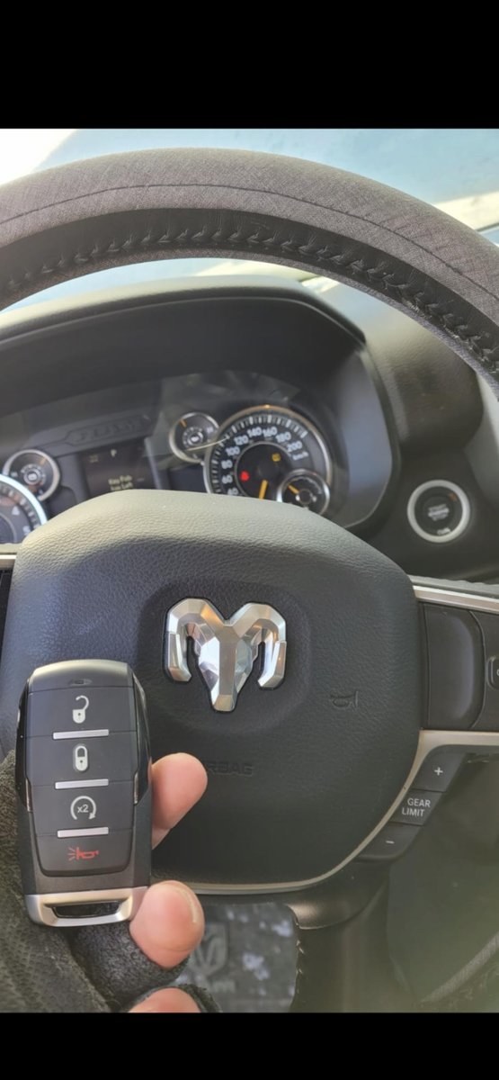 cleveland_911's tweet photo. We stand ready on a 24/7 basis to efficiently travel to the direct location of your vehicle in order to provide you with brand new, fully functional car keys cut from code directly at your location. https://t.co/Hsu8Hj8ln4 (216) 777-7170 #ClevelandLocksmith https://t.co/fulOkufRCX