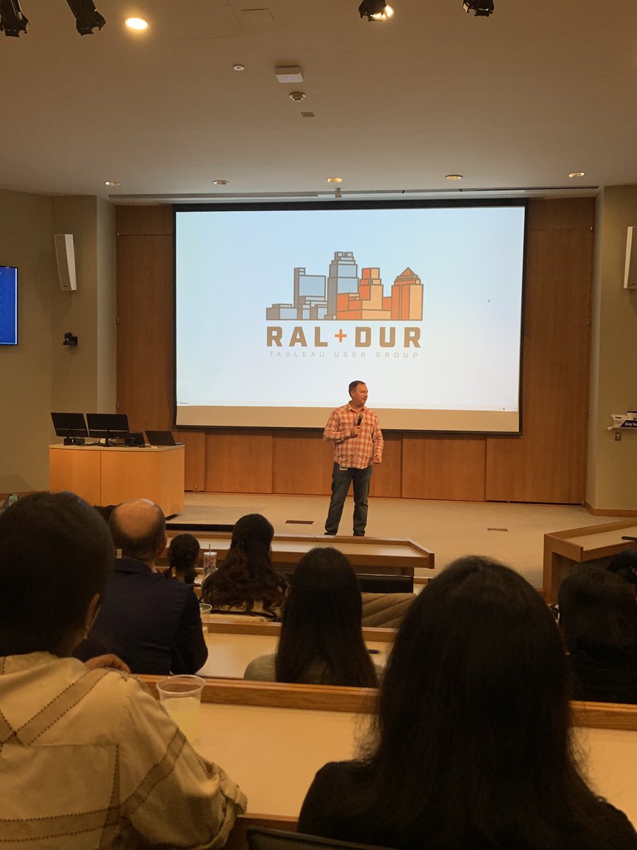 KenPatton1's tweet photo. Bryce Gartner talking about #Duke MQM students master data visualization for business leadership at #RDUTUG tonight https://t.co/GJW53dlJeo