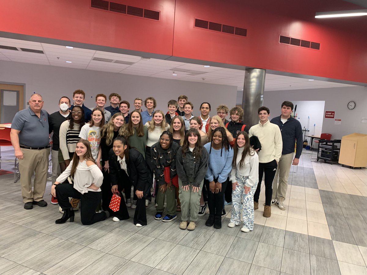 MensAquaVikes's tweet photo. Great Season AquaVikes! Great to see everyone at the End of Season awards! Congratulations to Coach Tameris on a great coaching career. You will be missed. @VikeNation @OhioWaterPolo https://t.co/e5uk9ysZUe