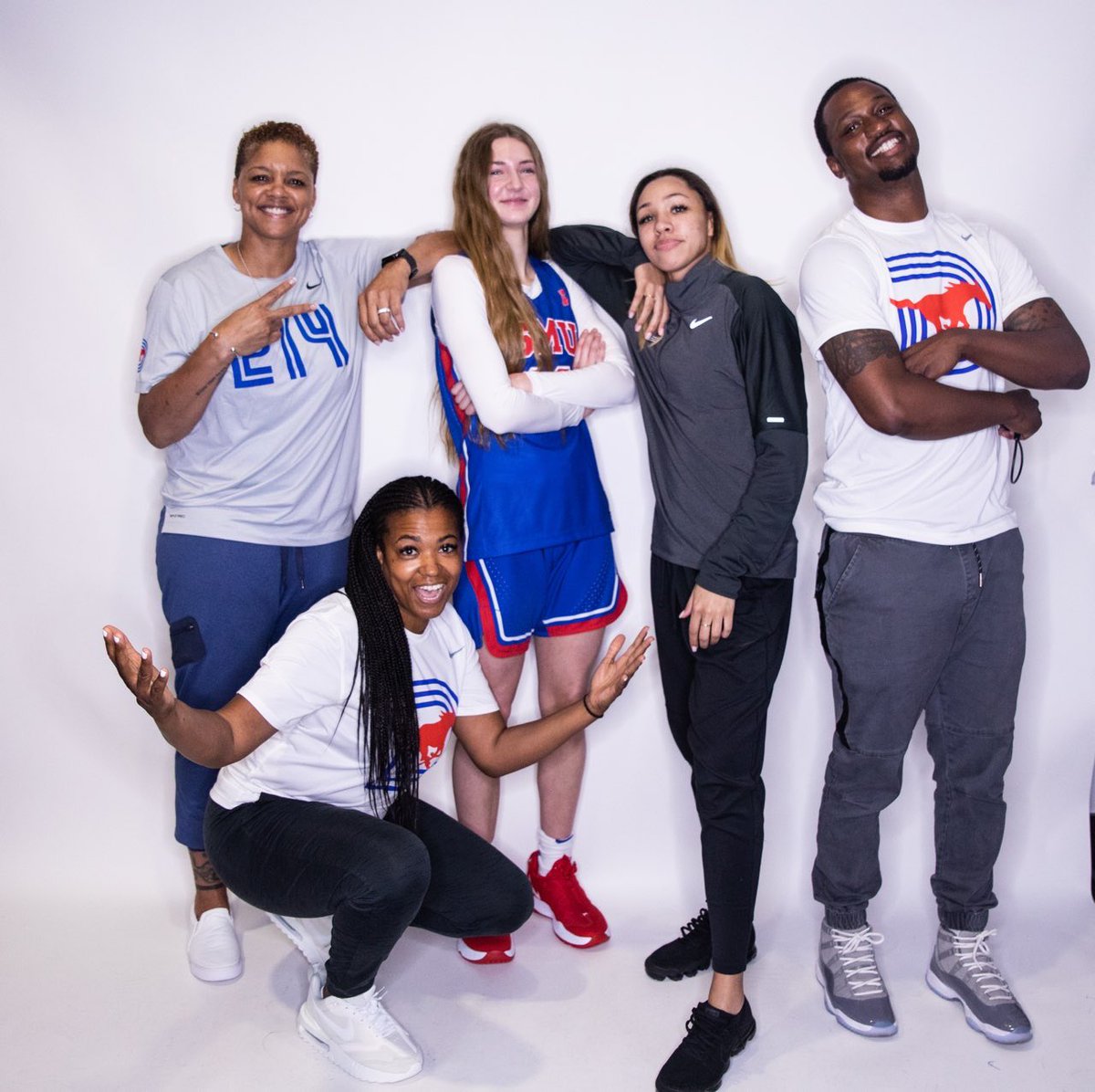 MyleeGuinn's tweet photo. After a great conversation with @CoachTMWilson I am very thankful and humbled to have received an offer to play at @SMUWBB. Thank you for this amazing opportunity!! Pony up!🐎
@CoachAAJR @deneenparker71 @edwards__dani https://t.co/QnxnThWOLP