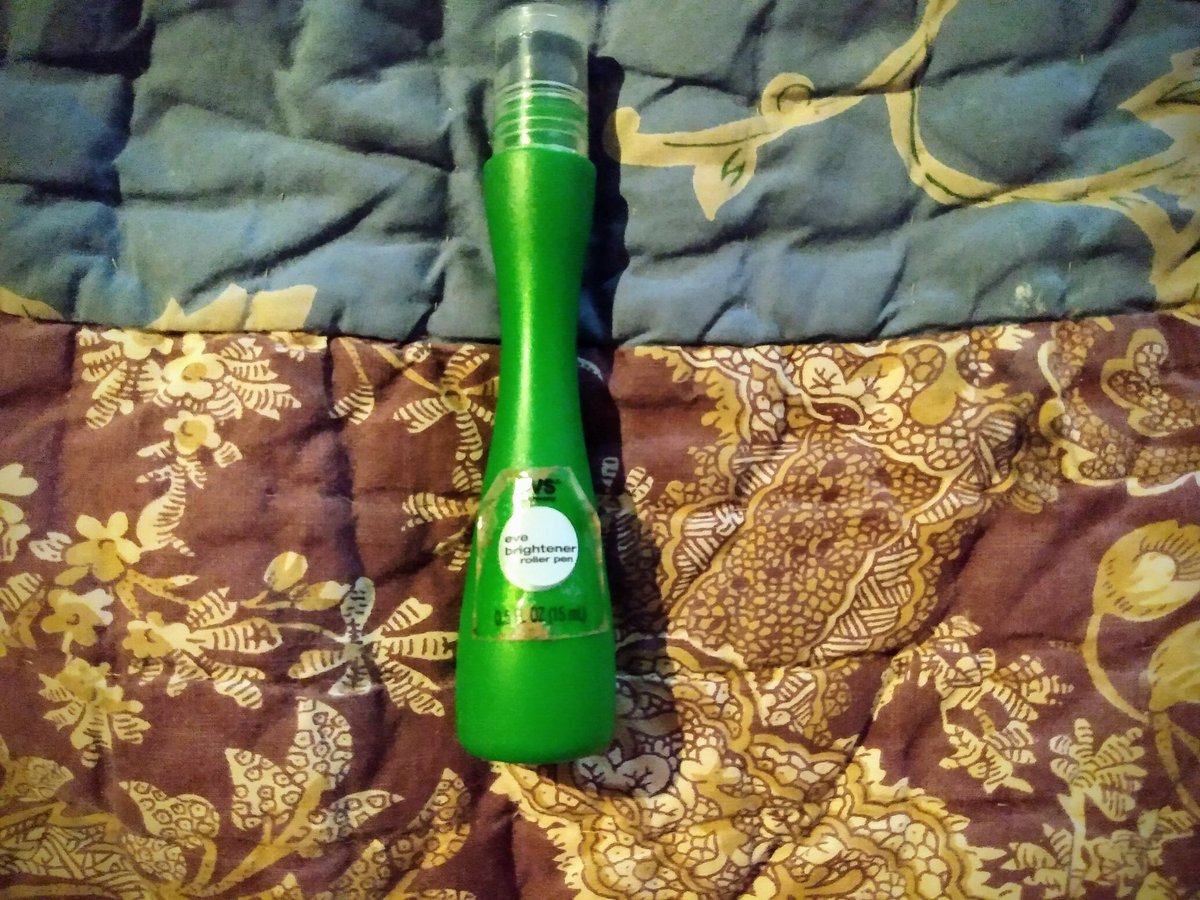 ClaymoreKay22's tweet photo. November Project Pan:
@AvonInsider Magix Face Perfector
@cvspharmacy Eye Brightener Roller Pen
@COVERGIRL Flourish by Lash Blast Mascara in Very Black
@Maybelline Snapscara Mascara in Very Black
#MakeupEmpties #Makeup #SkincareEmpties https://t.co/80vDHygF3L