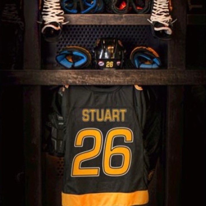 riley_stuart5's tweet photo. I am proud to announce my commitment and signing to play Division 1 college hockey at Colorado College. I'd like to thank my family, friends, teammates and coaches for everything they have done to get me to this point. #gotigers🐯 https://t.co/P1CqydVDyC