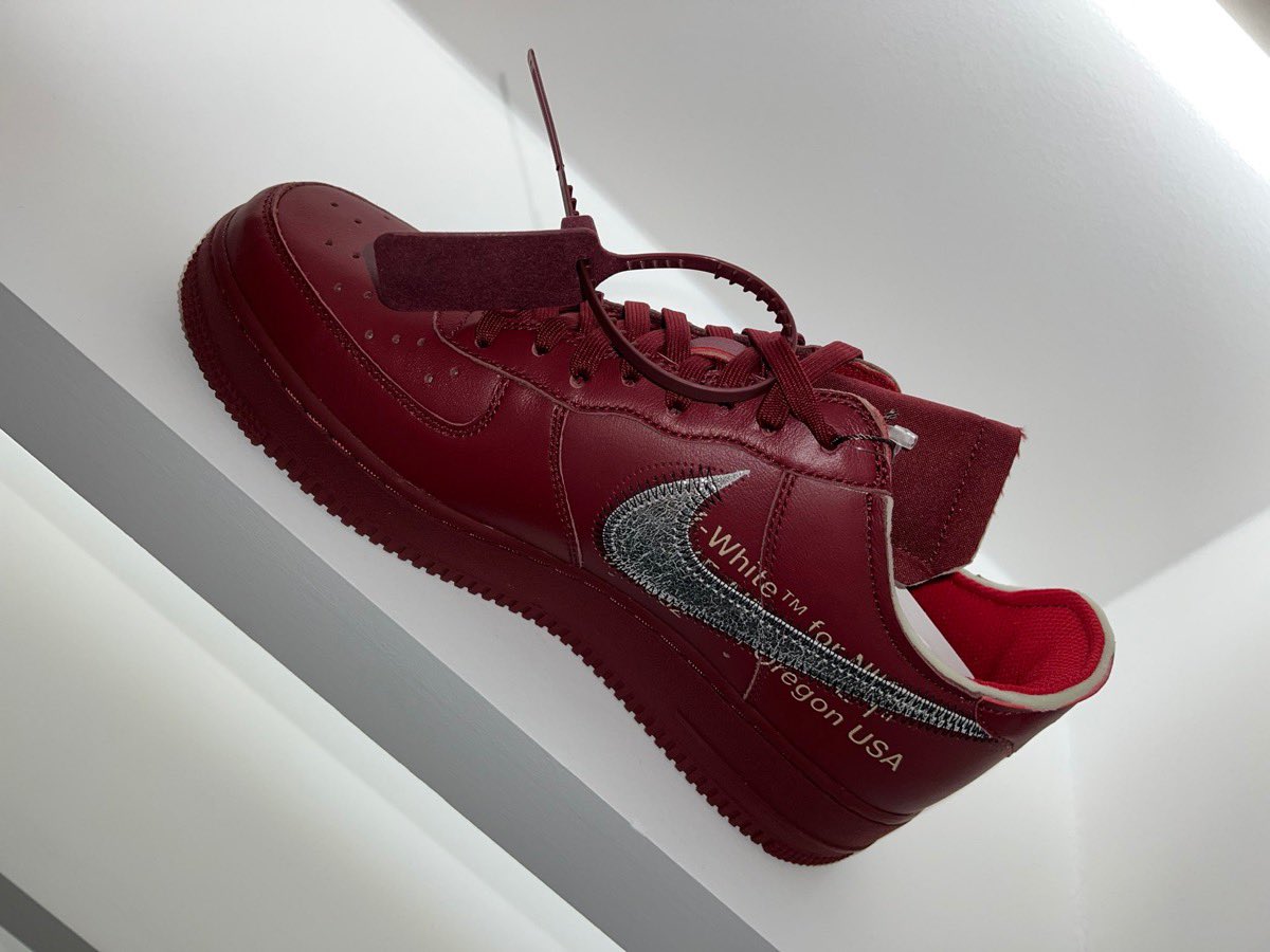 uptod4te's tweet photo. マイアミのRubell Museumで開催される“Virgil Abloh: The Codes c/o Architecture”で未発売のOff-White™ × Nike Air Force 1が展示 ［オフホワイト ナイキ エアフォース1 サンプル］
https://t.co/GXeFkIL0JT https://t.co/4XStJx3j8V