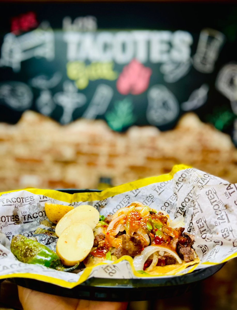 lostacotesgrill's tweet photo. Taquitos para el alma 🌮🤤 

#grill #nightgrill #tuetanos #tuetanosasados #tacos #food #instafood 

#león #leonguanajuato #consumelocal https://t.co/UCAVJSnPF4