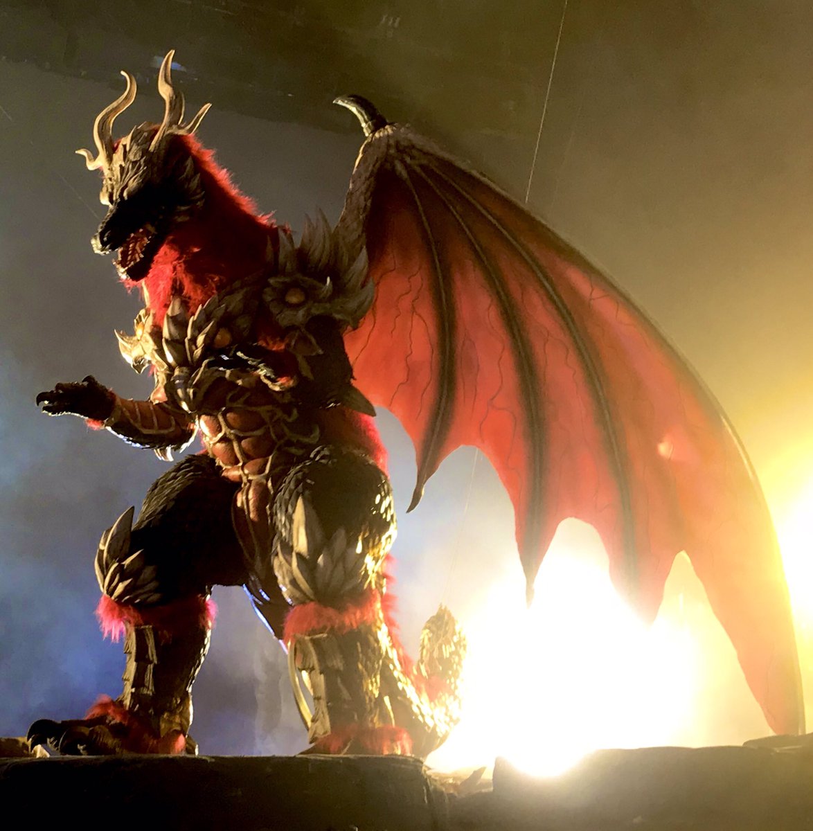 清河联合　紫銅帯騎士　三眼虎　ソフビ The DestroyerDragonEmperor Siegfried-Rudra | Battle Spirits