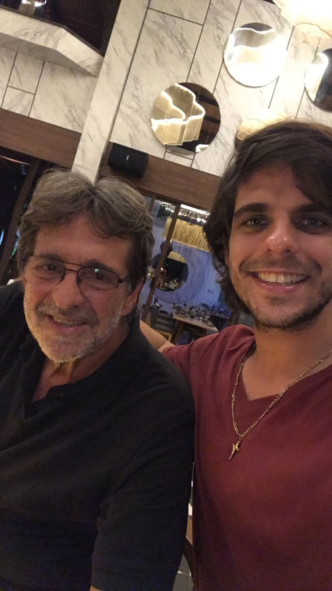 Paco_1958's tweet photo. Momentos de calidad con mi chiquillo...
.
.
.
.ex chiquillo, pues...😜 https://t.co/fV0wqMCK8O